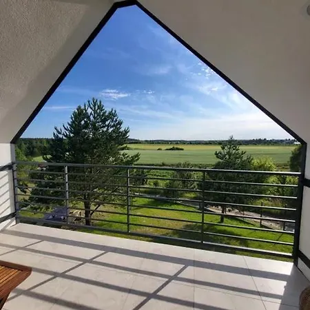 Dom Nad Jeziorem W Borzechowie - Po Horyzont Borzechowo