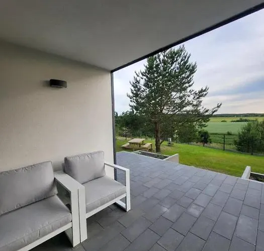 Dom Nad Jeziorem W Borzechowie - Po Horyzont Borzechowo