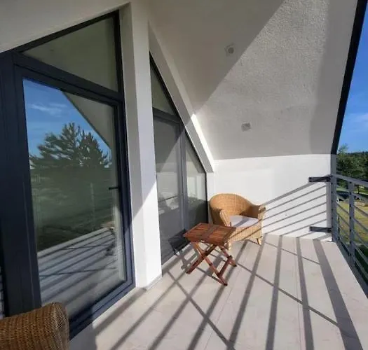 Dom Nad Jeziorem W Borzechowie - Po Horyzont Semesterbostad